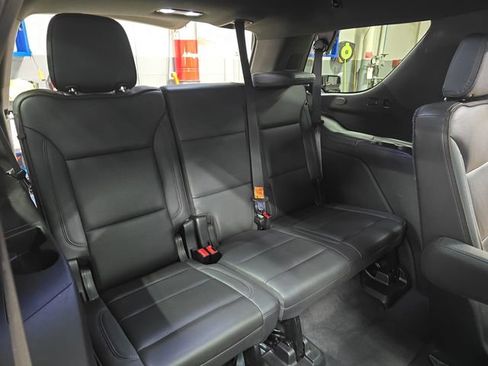 Used 2021 Chevrolet Tahoe High Country w/ Premium Package AWD/4WD image 14