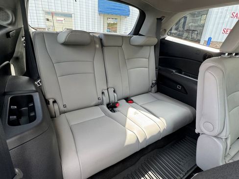 Used 2019 Honda Pilot Touring image 21