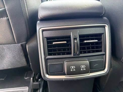 Used 2023 Subaru Forester Limited AWD/4WD image 28