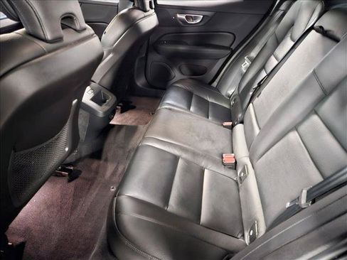 Used 2024 Volvo S60 B5 Plus AWD/4WD image 18