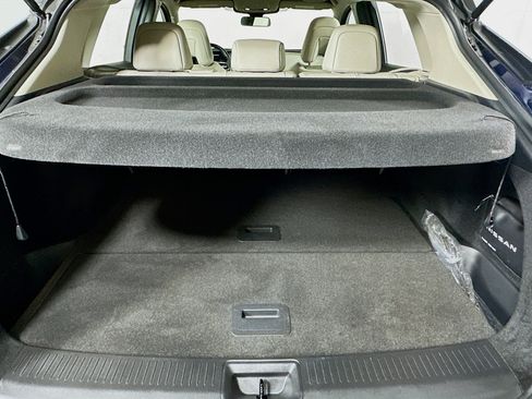 Used 2023 Nissan Ariya FWD image 29