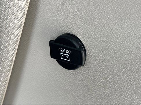 Used 2020 Chrysler Pacifica Limited w/ Advanced Safetytec Group image 39