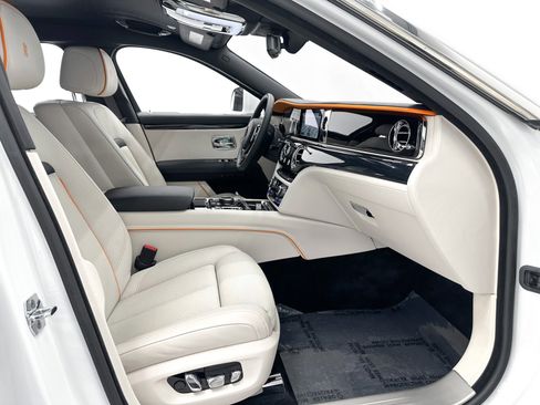 Used 2021 Rolls-Royce Ghost image 30