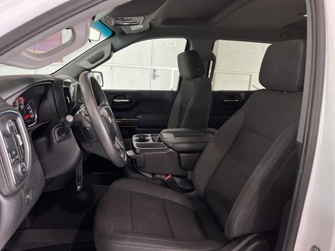 Used 2020 Chevrolet Silverado 1500 LT image 11