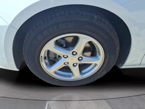 Used 2018 Chevrolet Malibu LS FWD image 9