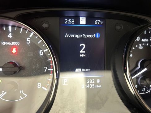 Used 2021 Nissan Rogue Sport SL w/ Premium Package image 10