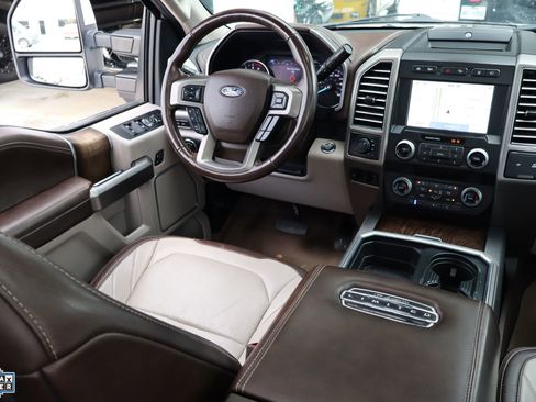 Used 2019 Ford F450 Limited image 30