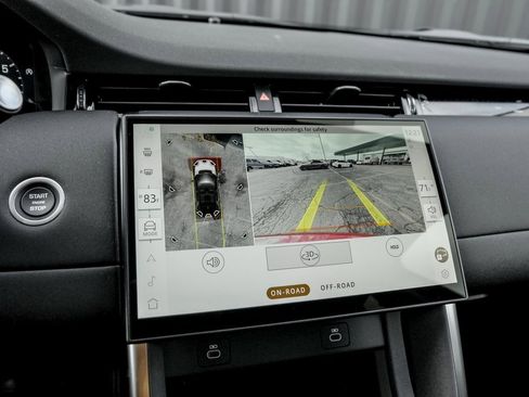 Used 2025 Land Rover Discovery Sport S image 14