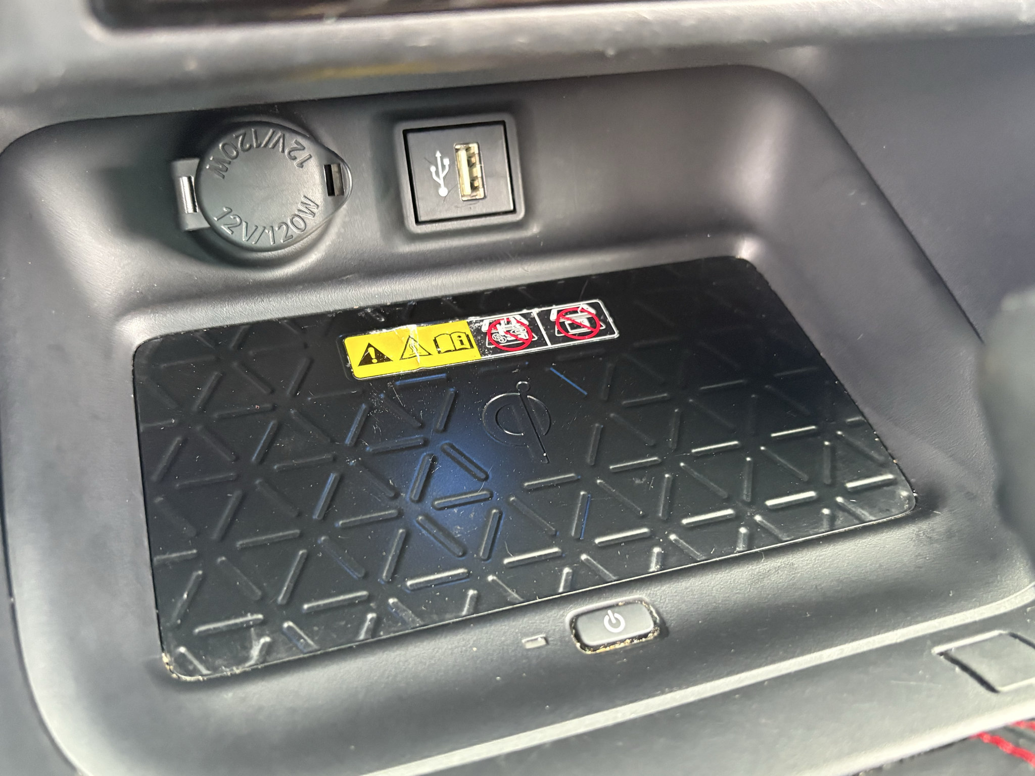 Used 2023 Toyota RAV4 XSE w/ Weather Package AWD/4WD image 18