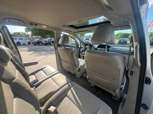 Used 2016 Honda Odyssey EX-L image 19