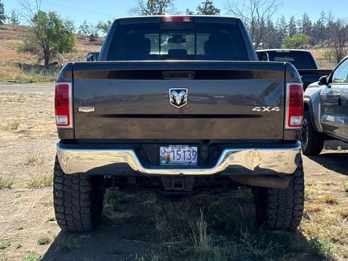 Used 2018 RAM 2500 Laramie w/ Convenience Group AWD/4WD image 5