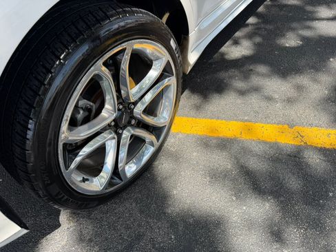 Used 2011 Ford Edge Sport w/ Driver Entry Pkg AWD/4WD image 10