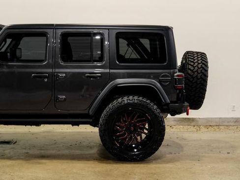 Used 2024 Jeep Wrangler Unlimited Rubicon w/ XTREMEE 35" Tire Package AWD/4WD image 50