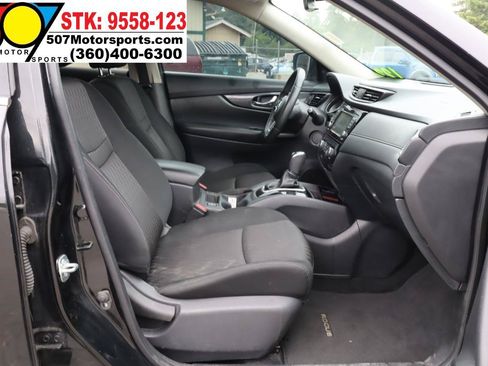 Used 2019 Nissan Rogue SV AWD/4WD image 22
