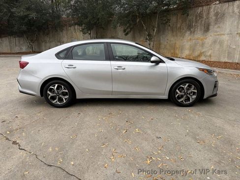 Used 2019 Kia Forte LXS image 6