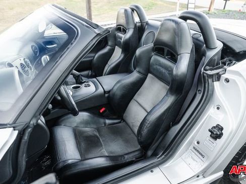 Used 2003 Dodge Viper SRT-10 image 4