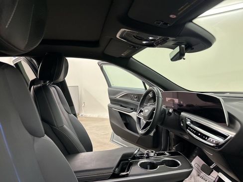 Certified 2025 Cadillac Lyriq Sport image 19