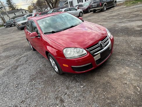 Used 2009 Volkswagen Jetta SEL FWD image 4