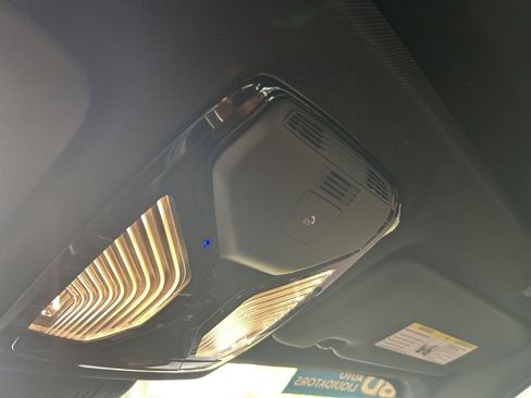 Used 2023 BMW X5 sDrive40i w/ M Sport Package image 15