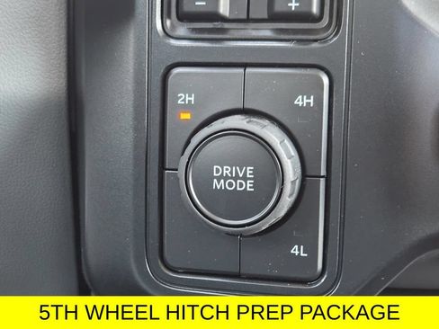 New 2026 Ford F350 XLT w/ XLT Premium Package AWD/4WD image 16