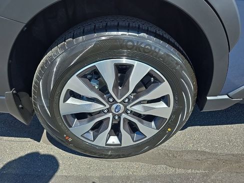 New 2025 Subaru Outback Touring XT w/ Popular Package #2 image 9