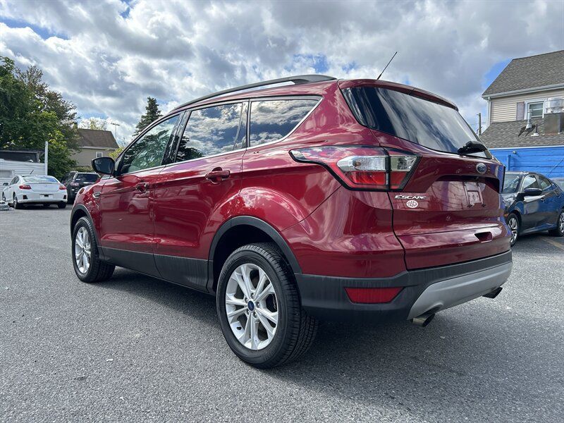 Used 2018 Ford Escape SE AWD/4WD image 6