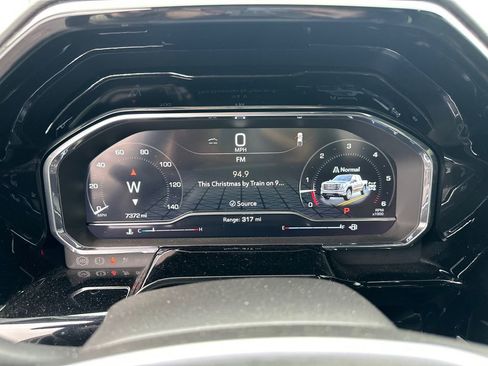 Used 2025 GMC Sierra 1500 SLT w/ SLT Premium Plus Package image 23