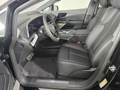 New 2026 Cadillac Optiq Luxury 1 image 25