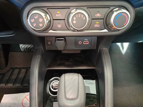 New 2025 Nissan Versa SV w/ Trunk Package FWD image 21