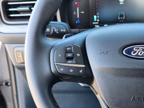 New 2026 Ford Maverick Lobo image 30