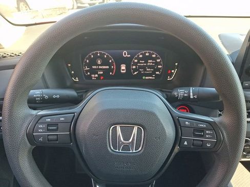 Used 2023 Honda Accord EX image 19