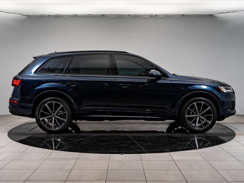 Used 2023 Audi Q7 3.0T Premium Plus AWD/4WD image 11