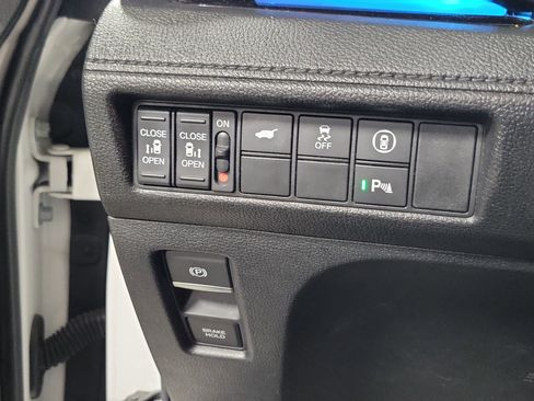 Certified 2023 Honda Odyssey Elite image 26