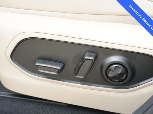 New 2025 Jeep Grand Cherokee L Limited w/ Luxury Tech Group II image 20