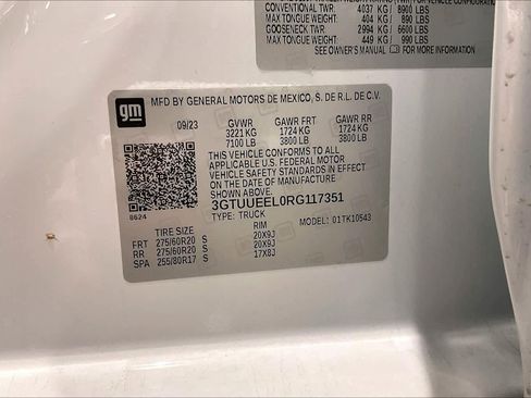 Used 2024 GMC Sierra 1500 AT4 w/ Technology Package image 33