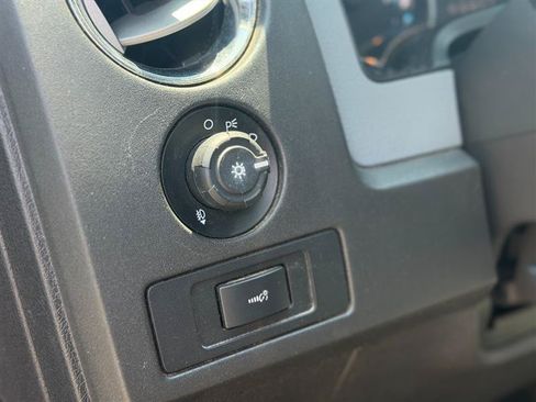 Used 2013 Ford F150 XLT w/ XLT Chrome Pkg AWD/4WD image 39