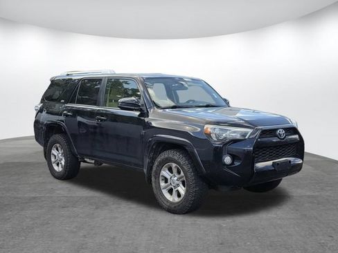 Used 2016 Toyota 4Runner SR5 RWD image 5