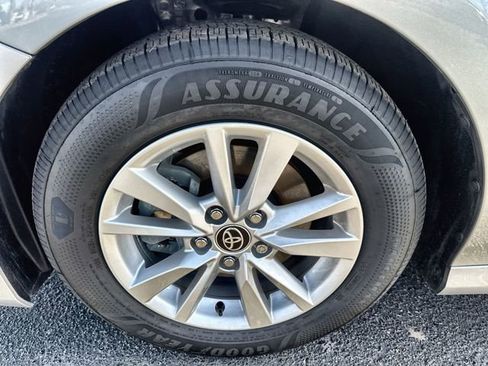 Used 2025 Toyota Camry LE image 19