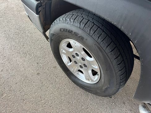 Used 2005 Chevrolet Avalanche Z66 w/ Sun And Sound Package RWD image 31