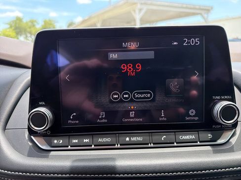Certified 2023 Nissan Rogue SV FWD image 27