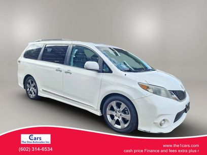 Used 2014 Toyota Sienna SE