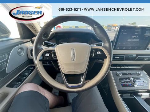 Used 2020 Lincoln Aviator Reserve w/ Equipment Group 202A AWD/4WD image 12