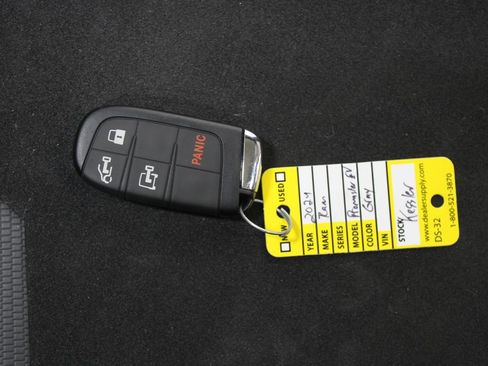 Used 2024 RAM ProMaster 3500 FWD image 8
