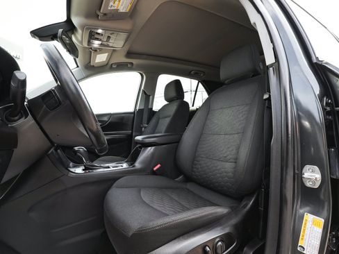 Used 2019 Chevrolet Equinox LT w/ Sun & Navigation Package AWD/4WD image 36