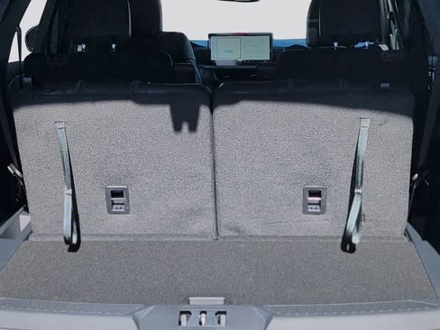 New 2026 Ford Explorer ST-Line w/ ST-Line Street Pack RWD image 11