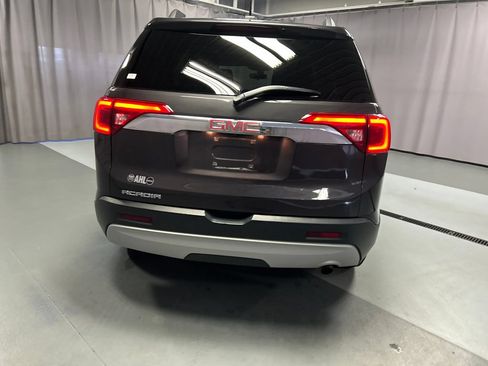 Used 2017 GMC Acadia SLE FWD image 6