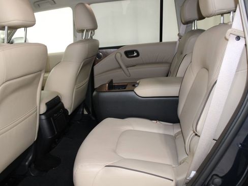 Used 2024 Nissan Armada SL w/ Captain's Chairs Package image 22