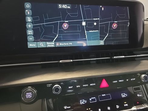 Certified 2024 Kia Carnival SX FWD image 24