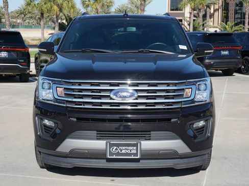 Used 2020 Ford Expedition Max XLT w/ Equipment Group 202A image 2