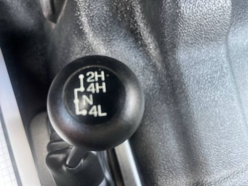Used 2016 Ford F250 XL w/ Power Equipment Group AWD/4WD image 29